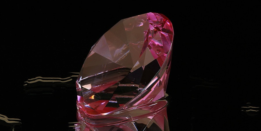 Το μεγαλύτερο ροζ διαμάντι του κόσμου (εικόνα Pixabay)